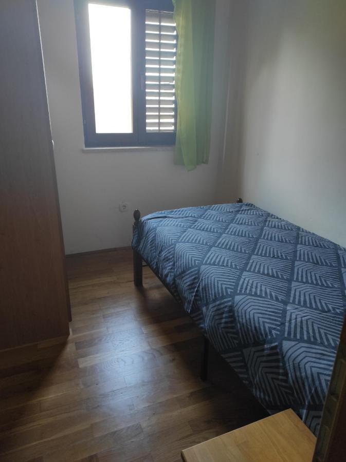 Vila Breskvar Mugeba Esterno foto