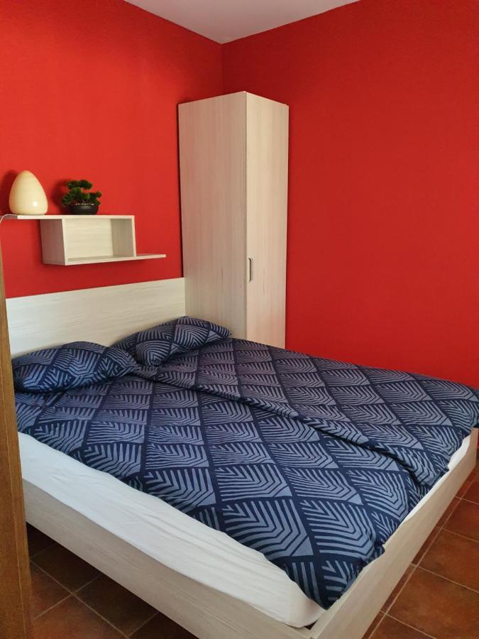 Vila Breskvar Mugeba Esterno foto